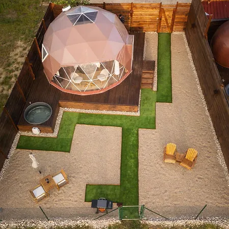 Luxe tent Domade Glamping Dome Arija