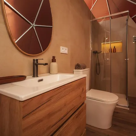 Domade Glamping Dome